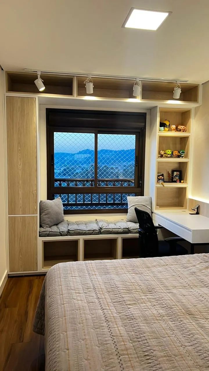 Quarto com marcenaria